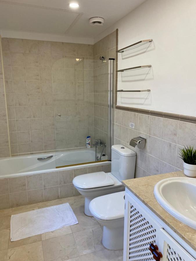 Bahia De Casares Apartment Естепона Екстериор снимка