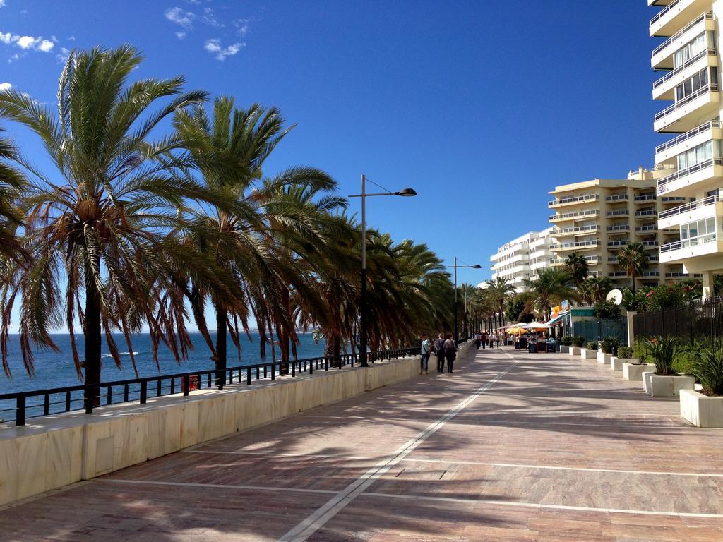 Bahia De Casares Apartment Естепона Екстериор снимка